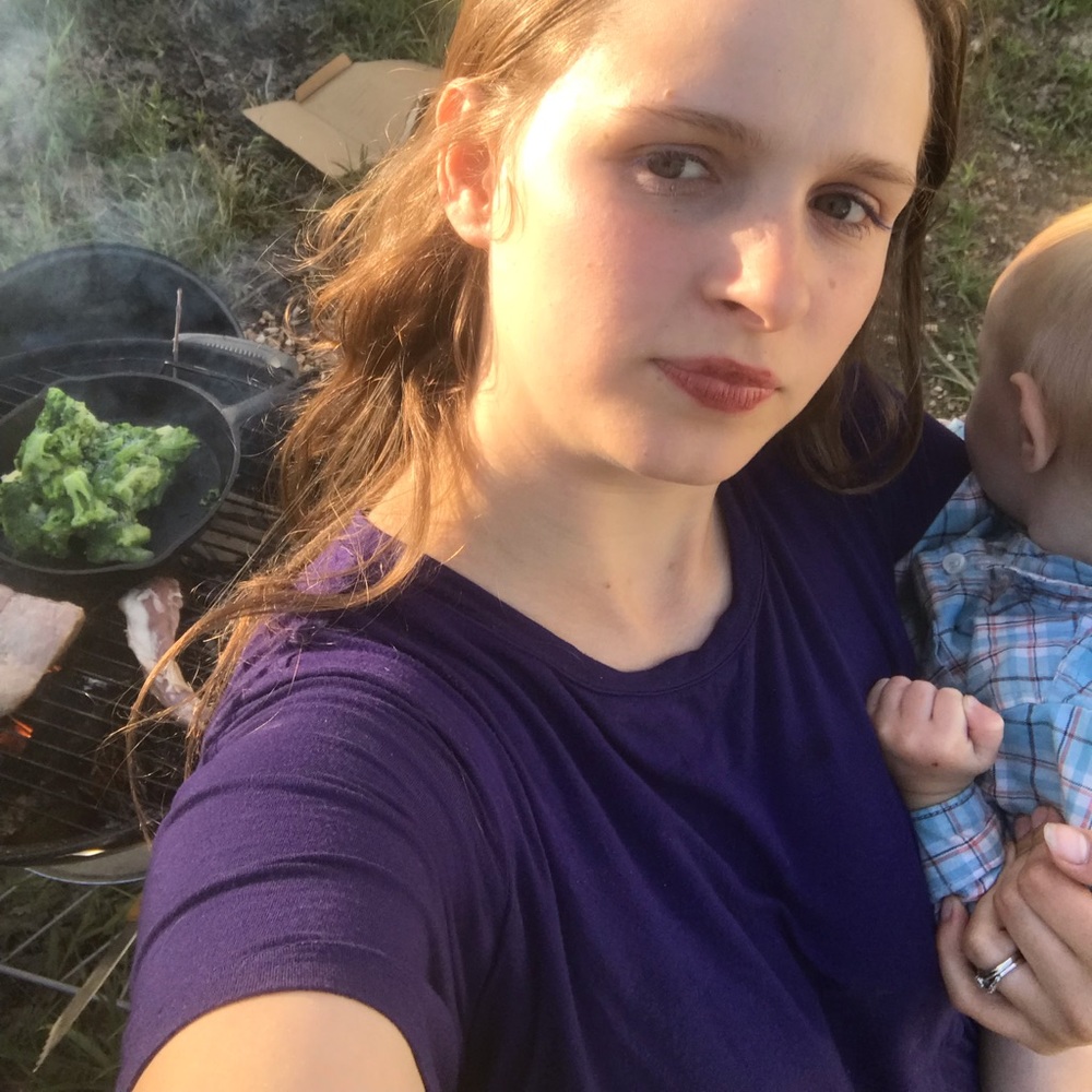 Comfortable nursing and maternity dress